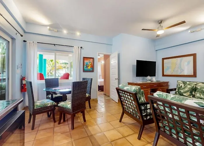 Condo #24 @ Beachside Villas