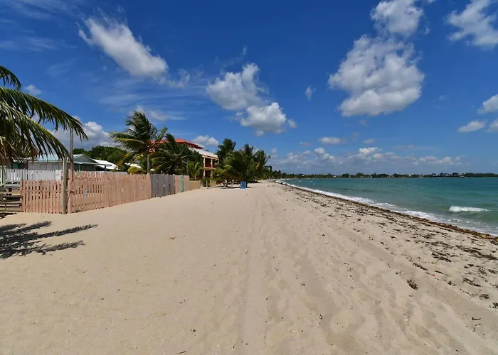 Tri Tan Beach Cabanas